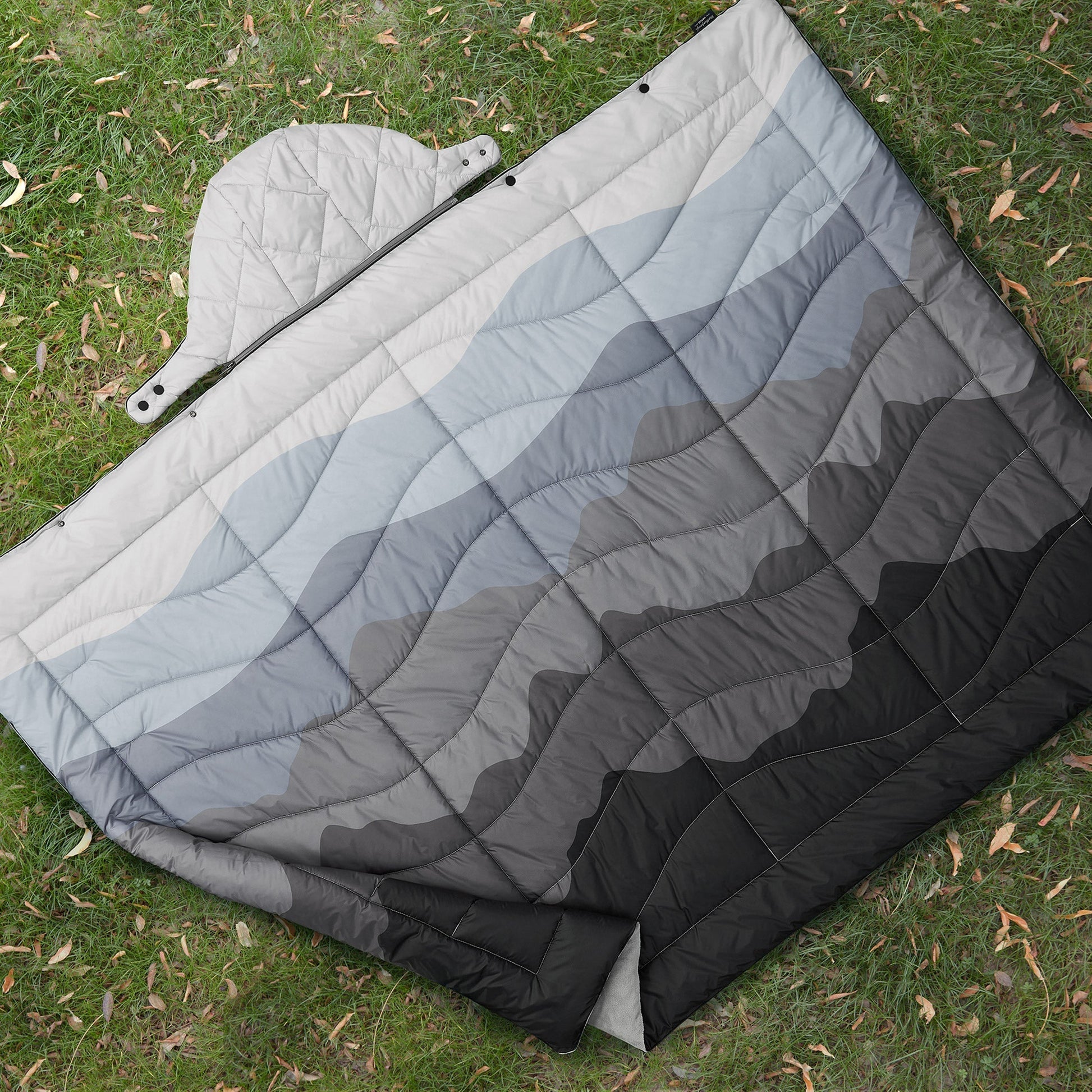 Weatherproof Vintage Summit Outdoor Blanket