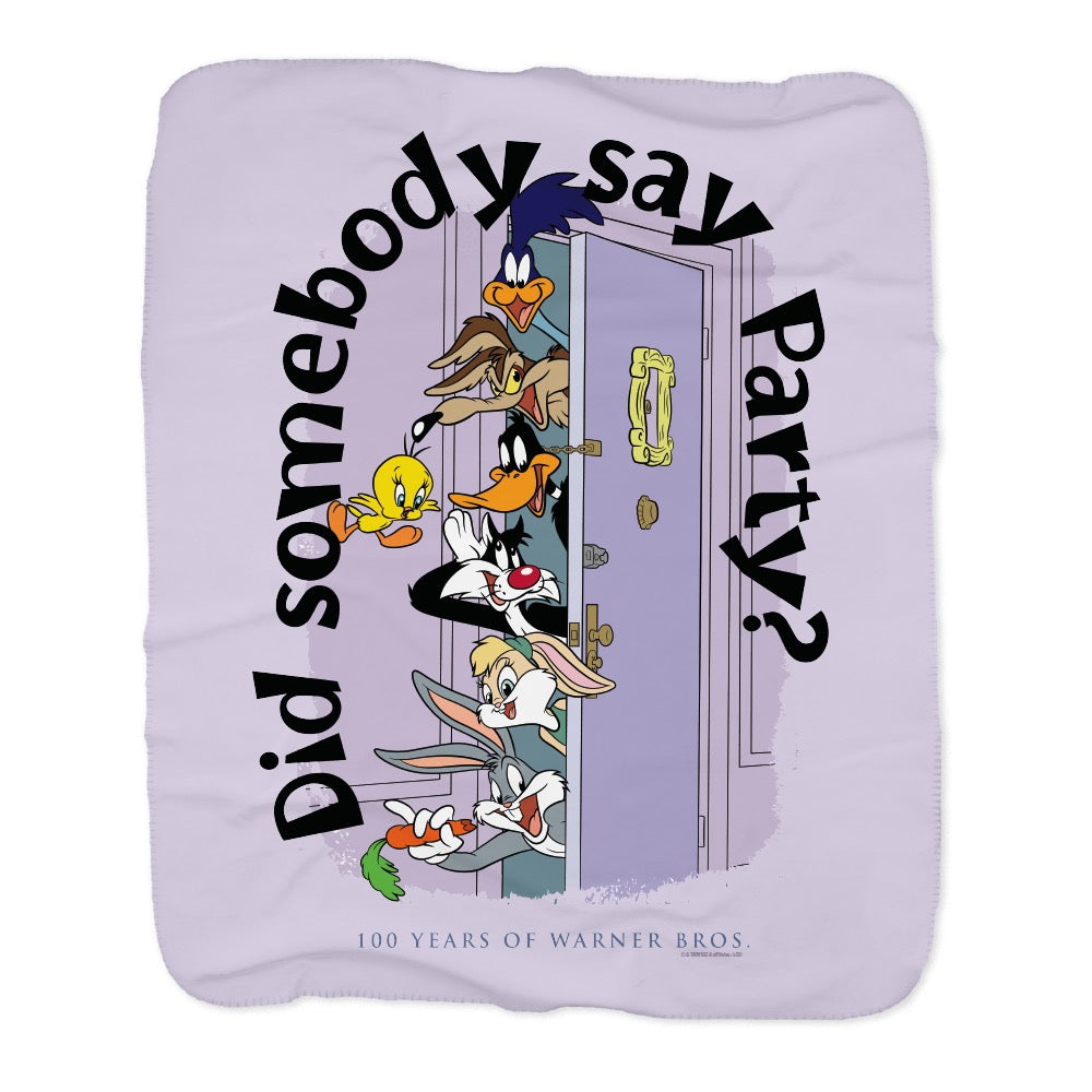 WB 100 Looney Tunes x Friends Sherpa Blanket