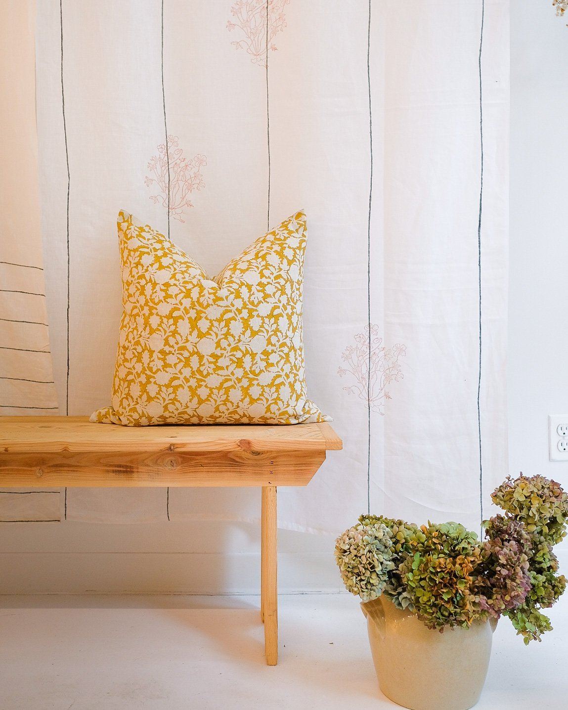 Tina Linen Throw Pillow Cover